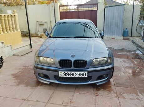 BMW 320