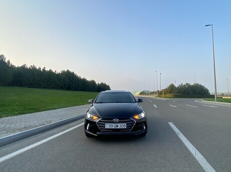 Hyundai Elantra 2017