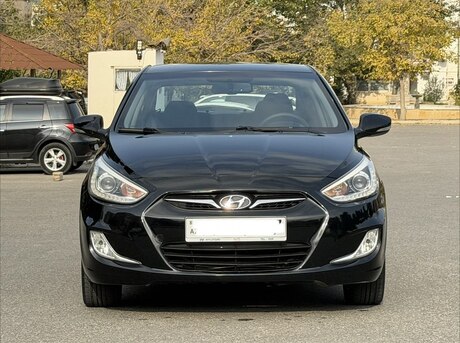 Hyundai Accent 2014