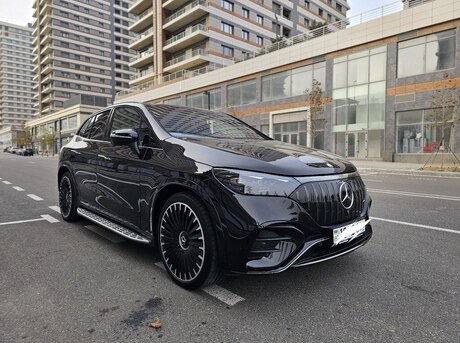 Mercedes AMG EQE 53 4MATIC