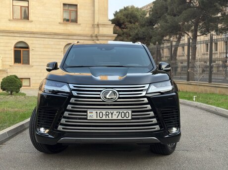Lexus LX 500d