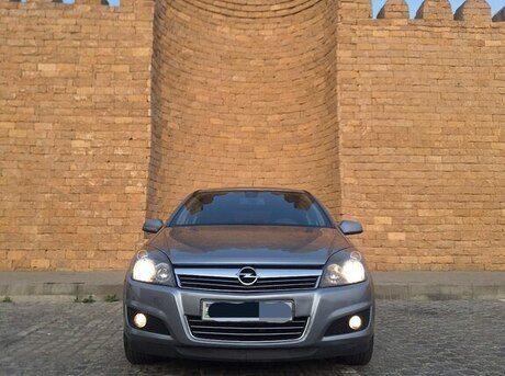 Opel Astra 2008