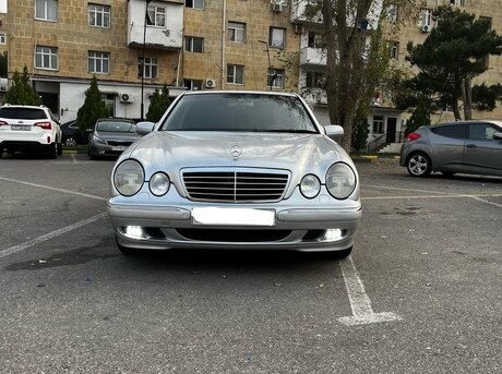 Mercedes E 320 2000
