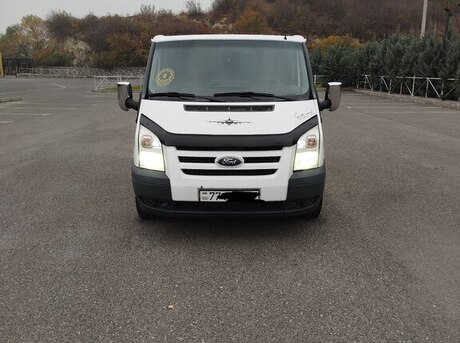 Ford Transit 2010