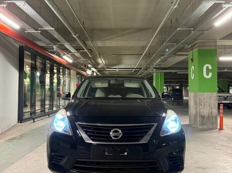 Nissan Sunny 2012