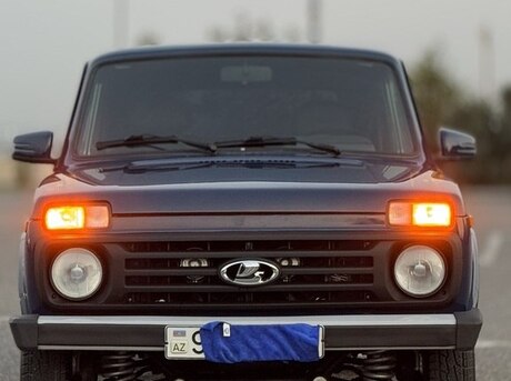 LADA (VAZ) Niva 2013