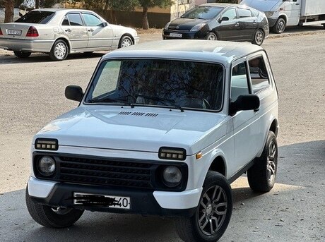LADA (VAZ) Niva 2013