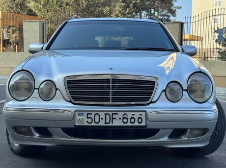 Mercedes E 240 2000