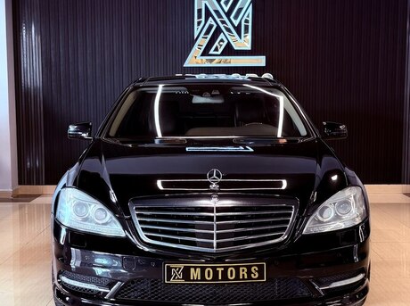 Mercedes S 500