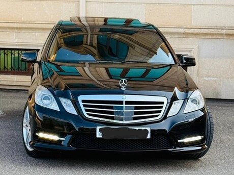Mercedes E 200 2012