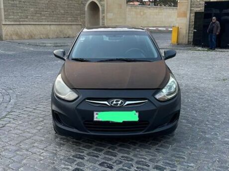 Hyundai Accent 2011