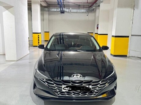 Hyundai Elantra 2023