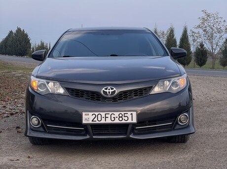 Toyota Camry 2014