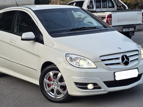 Mercedes B 180 2010