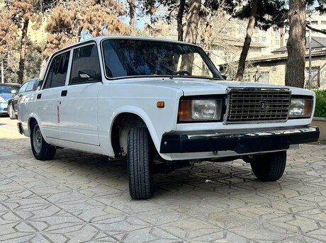 LADA (VAZ) 2107 2009