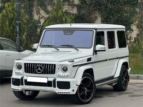 Mercedes G 500