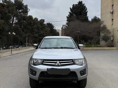 Mitsubishi L200 2014