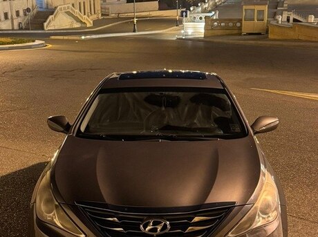 Hyundai Sonata 2011