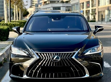 Lexus ES 300h 2023