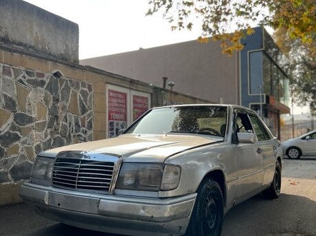 Mercedes  1993