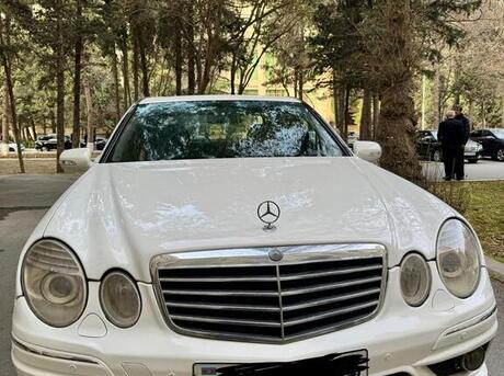 Mercedes E 220 2004