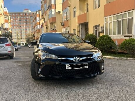Toyota Camry 2015