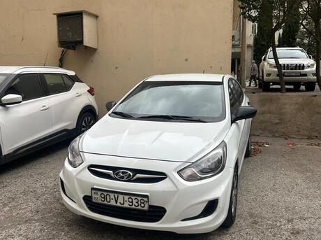 Hyundai Accent 2013
