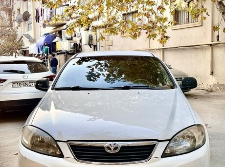 Daewoo Gentra 2014