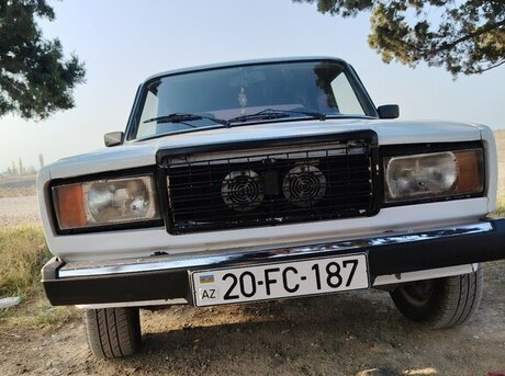LADA (VAZ) 2107 2005