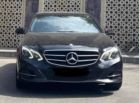 Mercedes E 220 2015