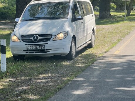 Mercedes  2010