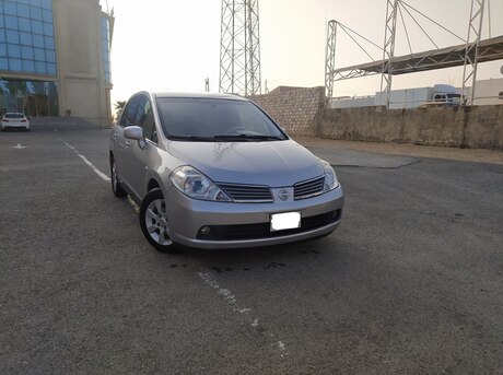 Nissan Tiida 2007