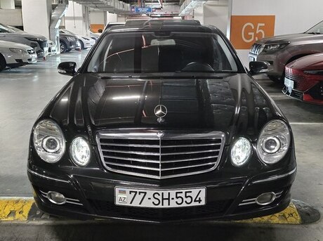 Mercedes E 220