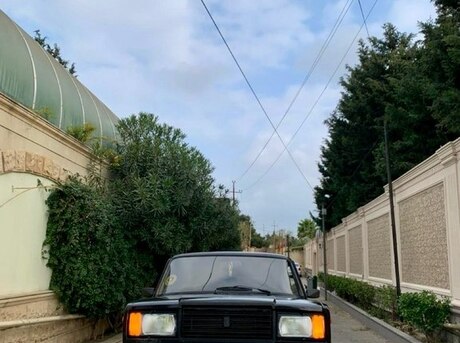 LADA (VAZ) 2107 2011