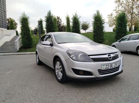 Opel Astra 2007