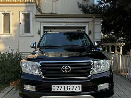 Toyota Land Cruiser 2010