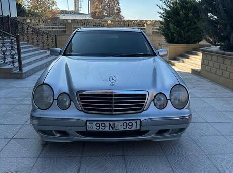 Mercedes E 200 2001