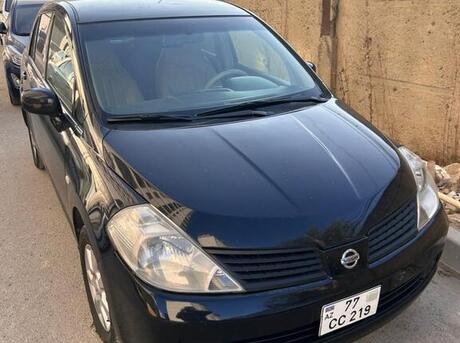 Nissan Tiida 2007