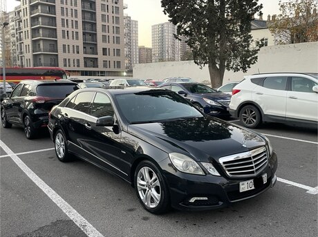 Mercedes E 220