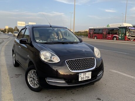 Nissan March 2015