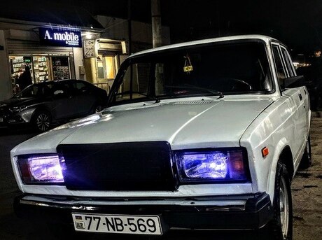LADA (VAZ) 2107 2000