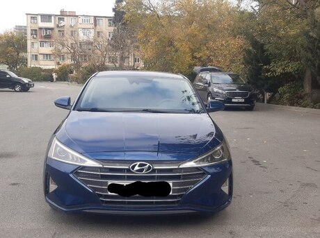 Hyundai Elantra 2018