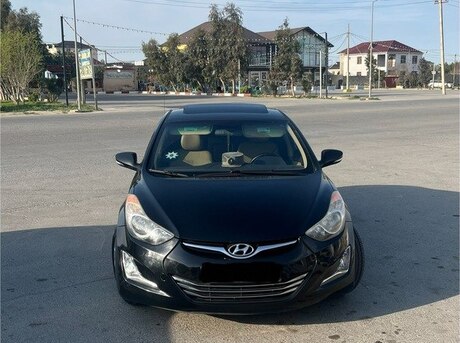 Hyundai Elantra 2013