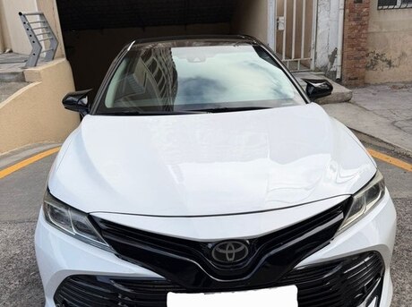 Toyota Camry 2018