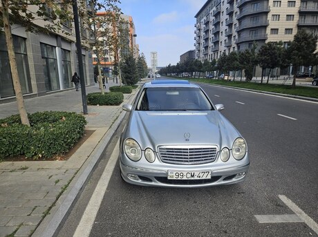 Mercedes E 220 2002