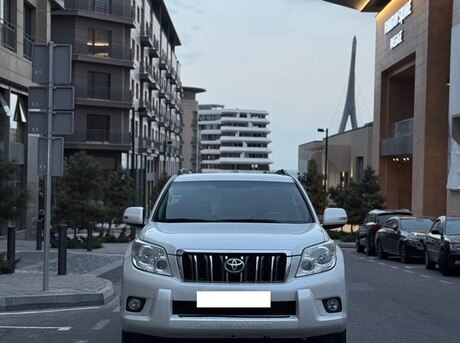 Toyota Land Cruiser Prado 2010