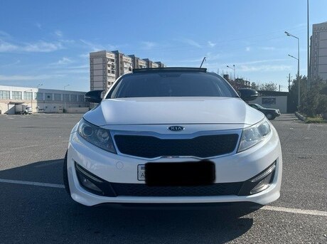 Kia K5 2011