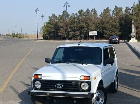 LADA (VAZ) Niva