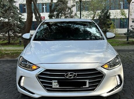 Hyundai Elantra 2016