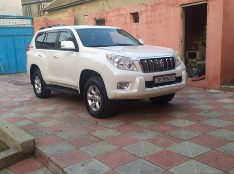 Toyota Land Cruiser Prado 2010